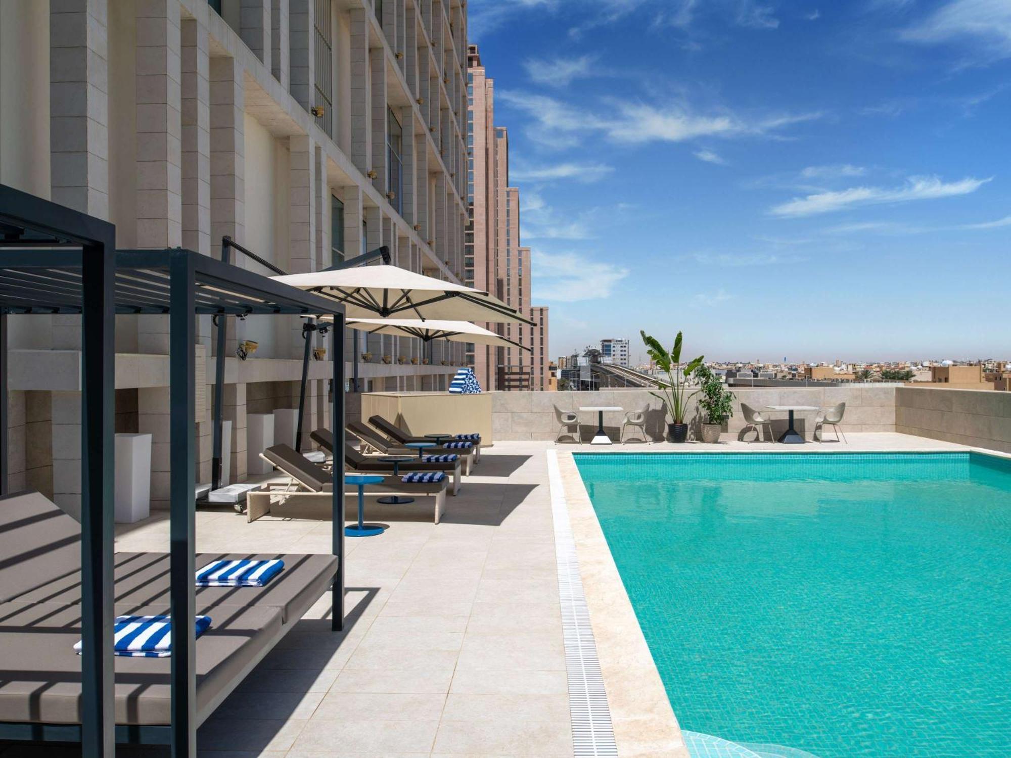 Novotel Riyadh Sahafa Bagian luar foto