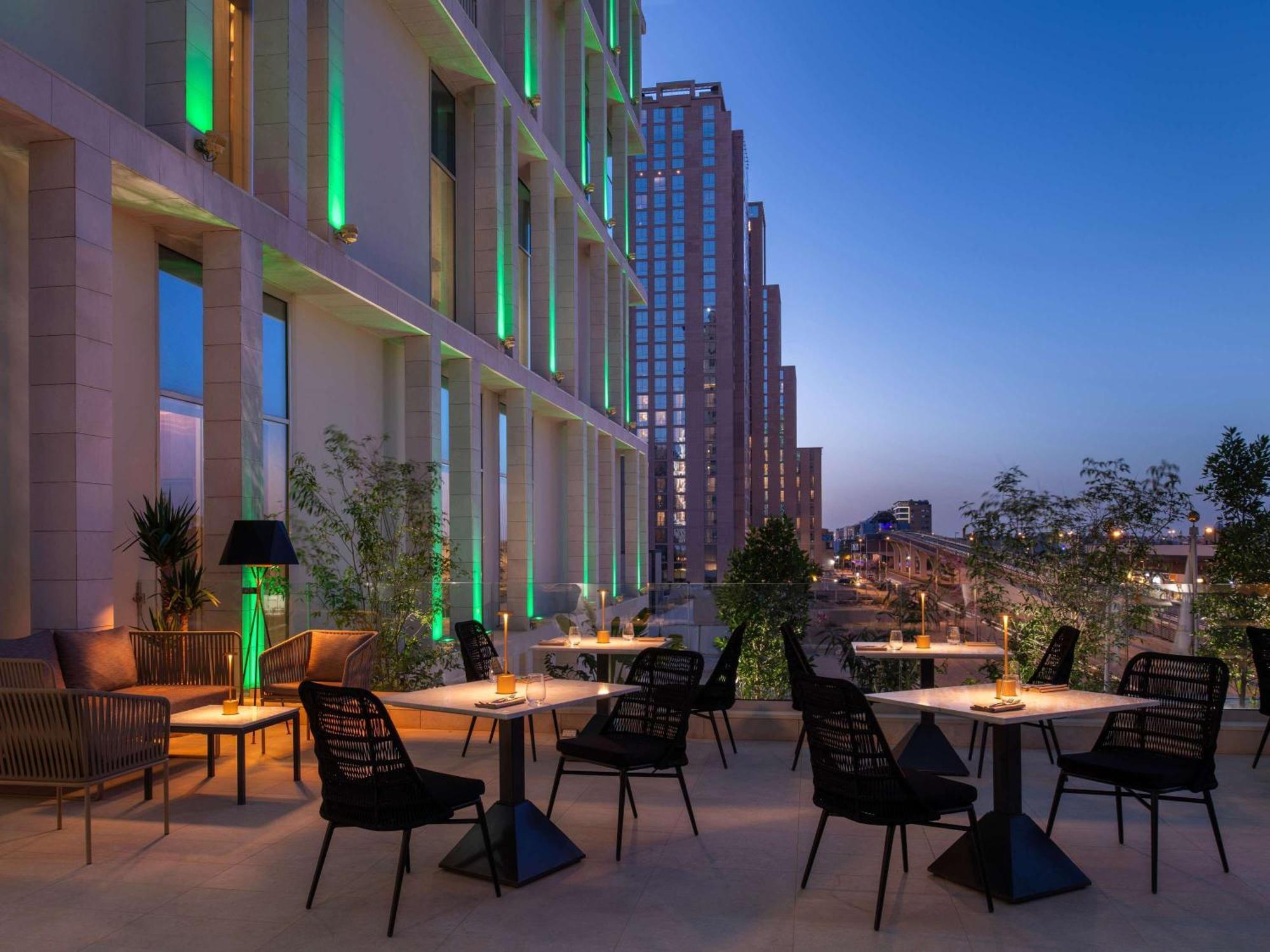 Novotel Riyadh Sahafa Bagian luar foto
