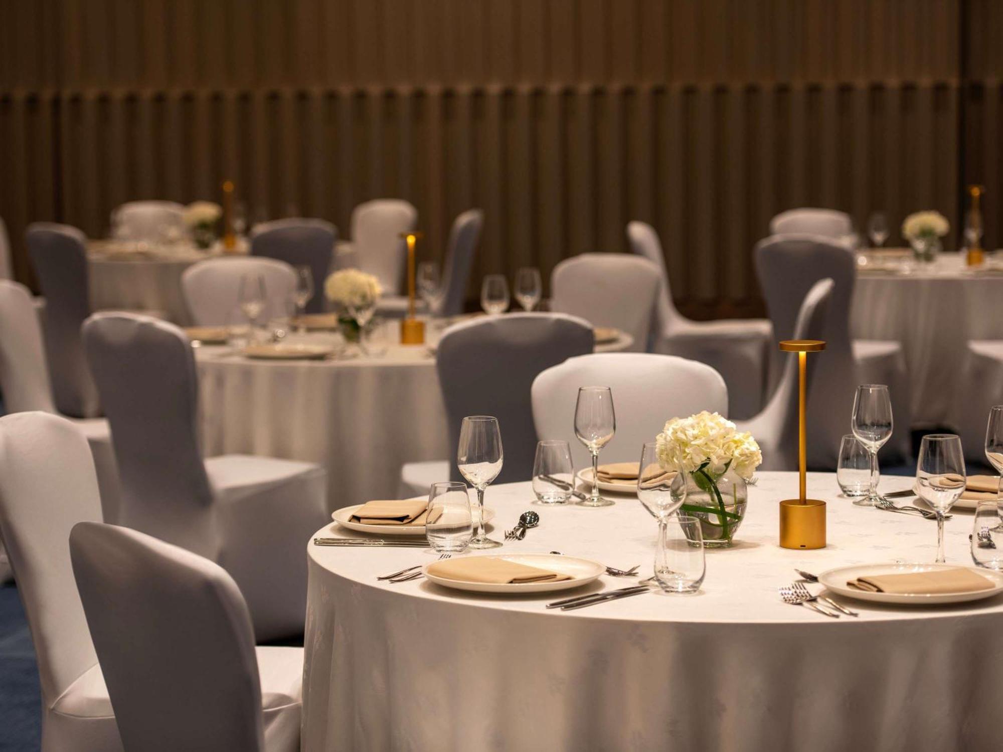 Novotel Riyadh Sahafa Bagian luar foto